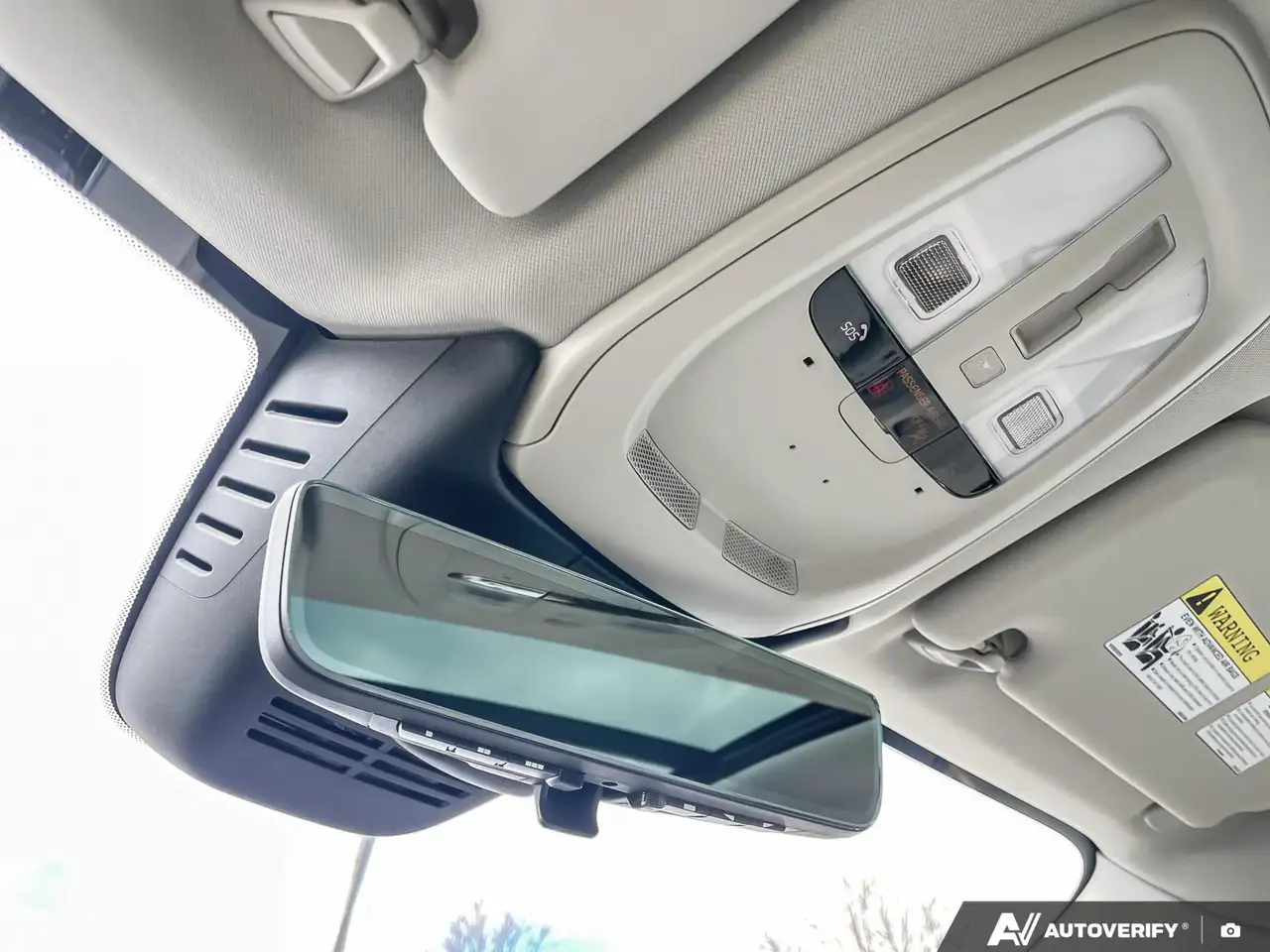 Volvo XC60 снимка Volvo XC60