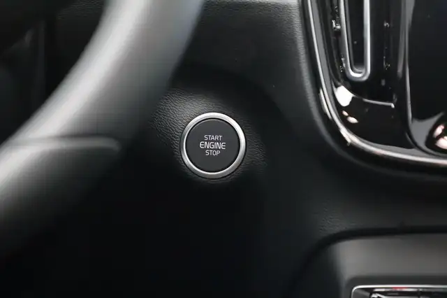 Volvo XC40 2.0 Black Edition Plus B4 Mild-Hybrid 197PS Aut... Ansicht 28