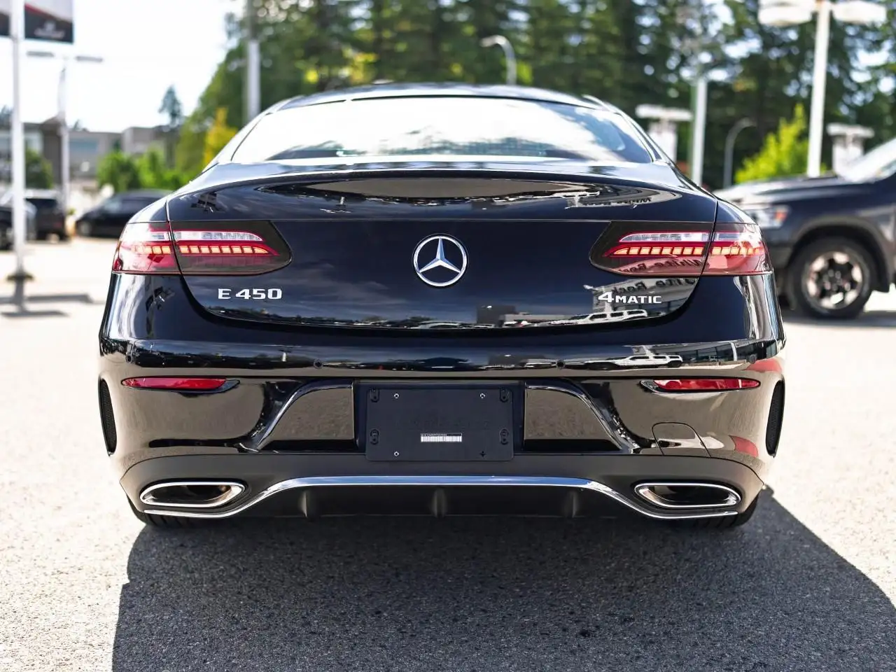 Mercedes-Benz E-Class photo Mercedes-Benz E-Class