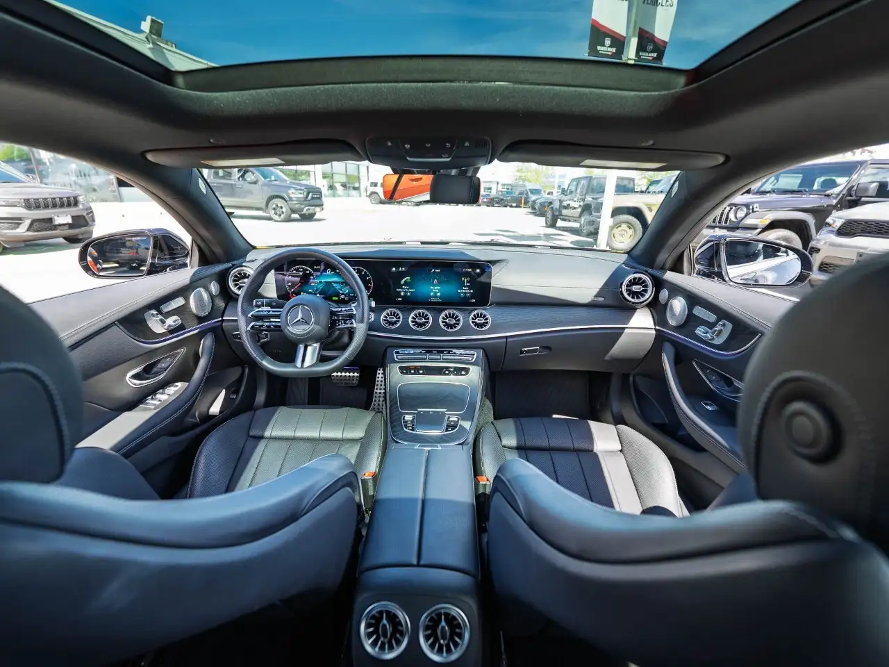 Mercedes-Benz E-Class fotografie Mercedes-Benz E-Class