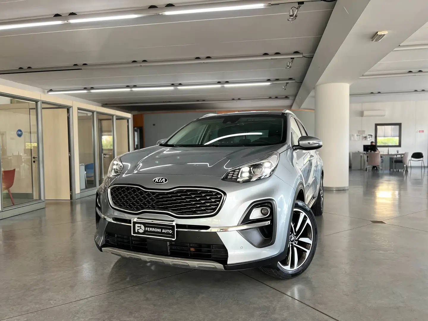 Kia Sportage Sportage IV 2021 1.6 Style ecogpl 2wd 126cv Grigio - 1