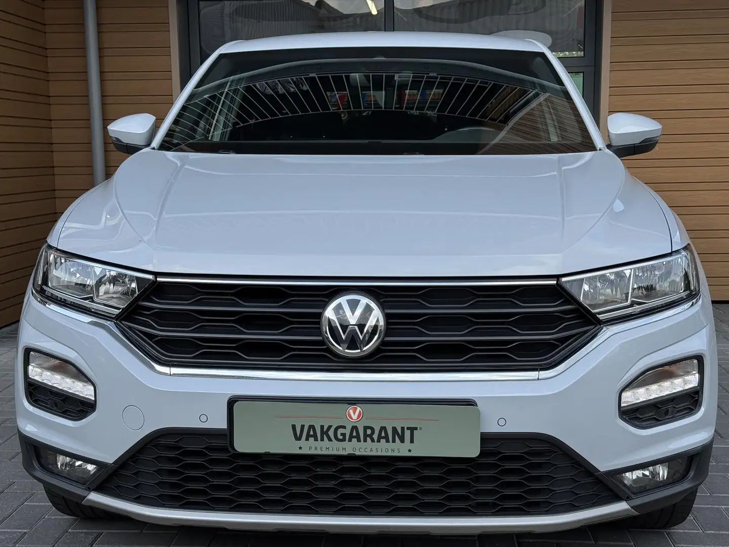 Volkswagen T-Roc 1.5 TSI Sport,Virt,Navi,Cam,App,Cruise,Pdc Wit - 2