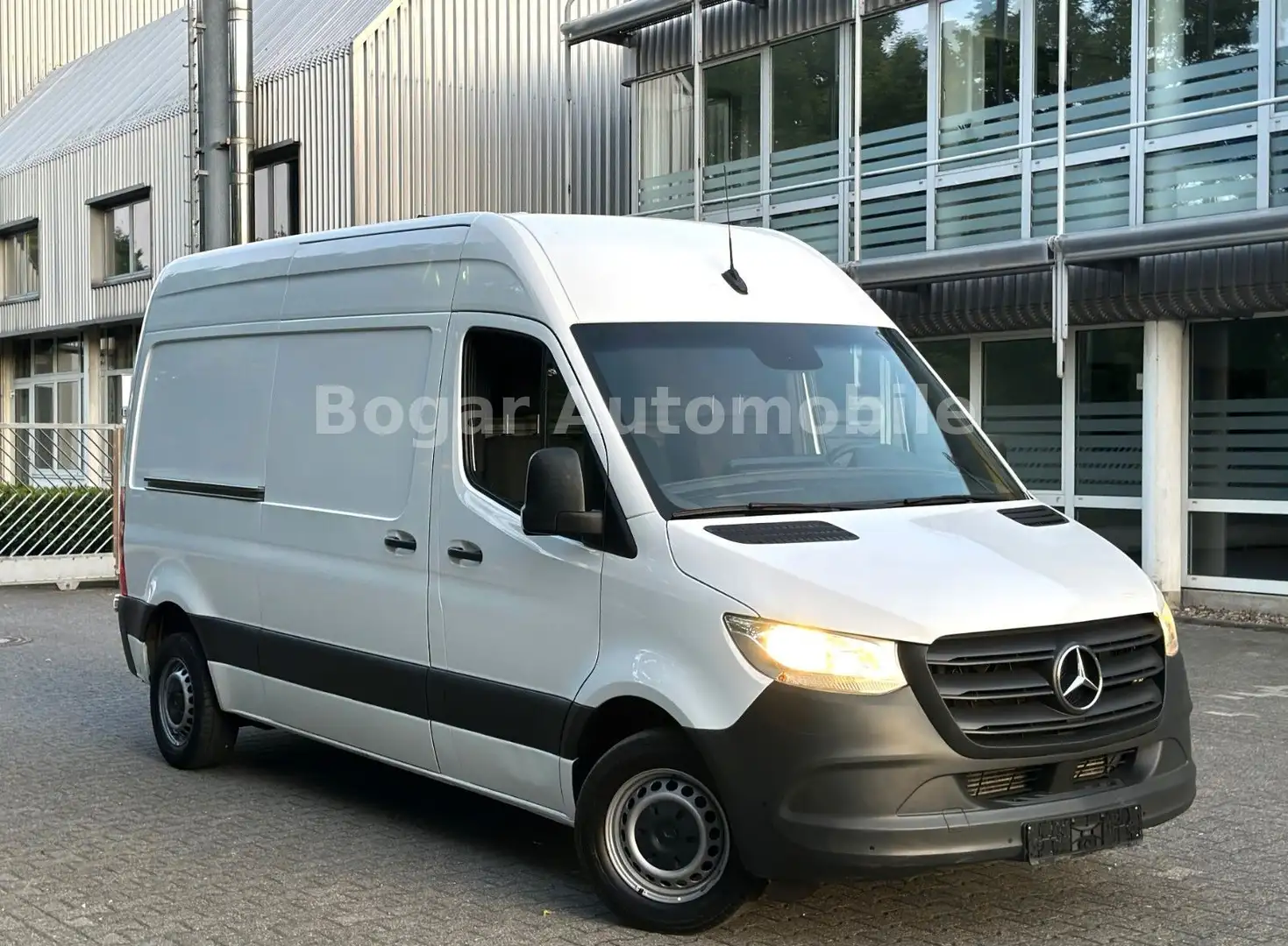 Mercedes-Benz Sprinter 311 CDI L2H2 *KAMERA*TEMPOMAT*AHK*SHZ* Weiß - 2