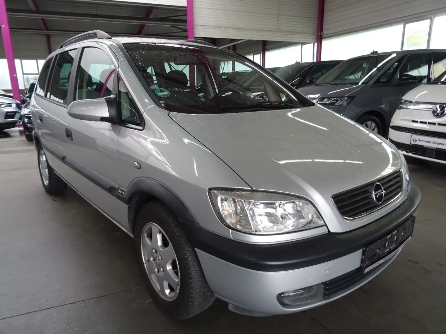 Opel Zafira 1.8**7 SITZ*AHK**TÜV BIS 08/2026** Silber - 1