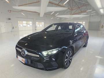 A 250 E EQ-POWER AUTOMATIC BUSINESS 5 PORTE BERLINA