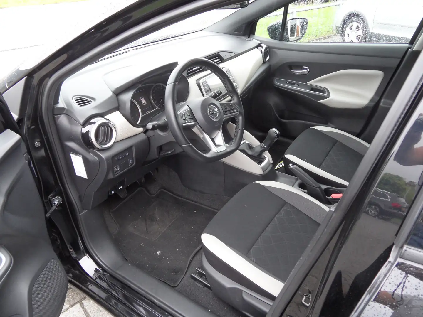 Nissan Micra 1.0 IG-T N-Connecta Zwart - 2