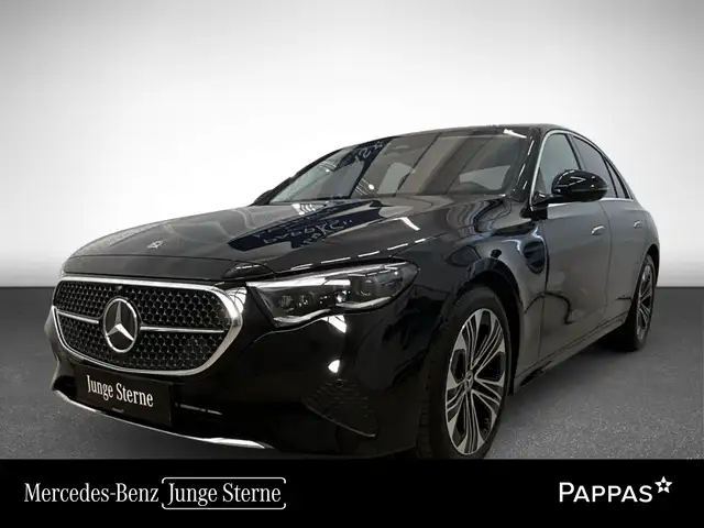 Mercedes-Benz E 220 d 4MATIC Limousine LED PTS Cam AHK SHZ