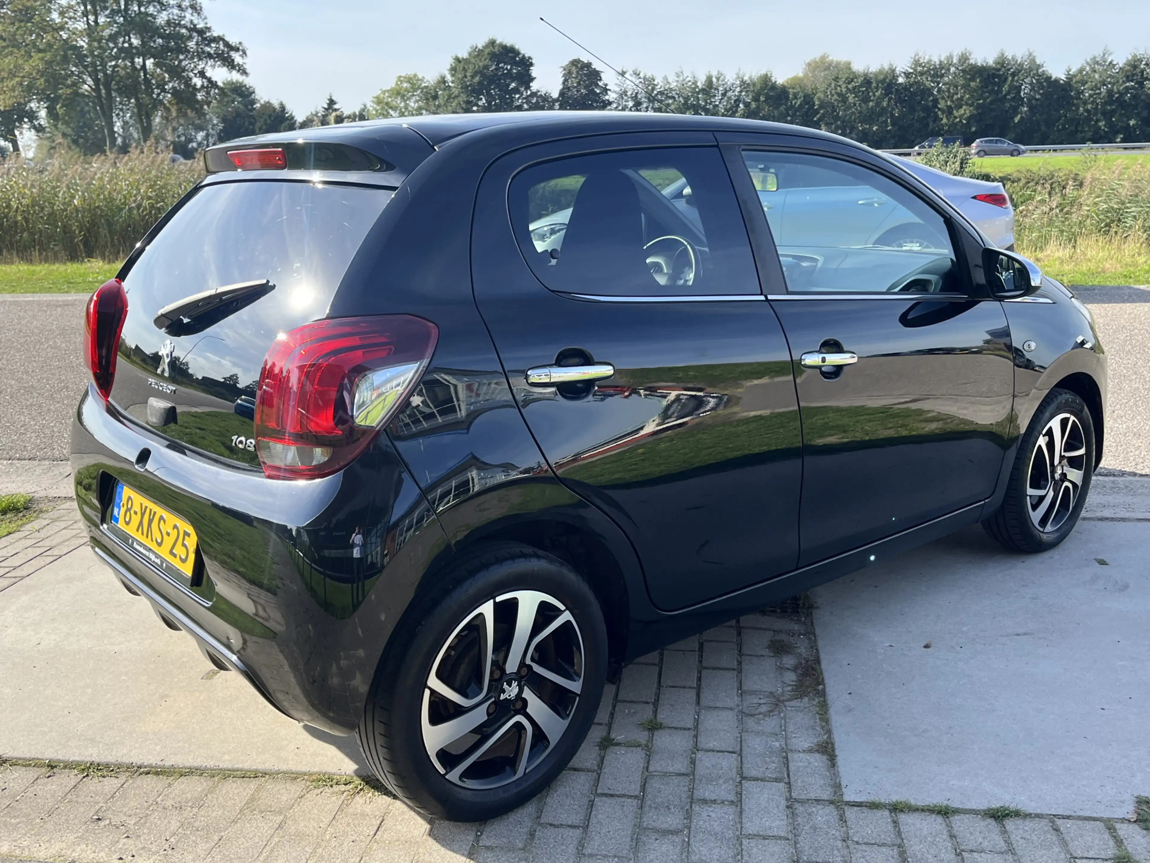 Peugeot 108 1.0 e-VTi Première / Camera / Elek.Ramen V / Keyle — photo 2