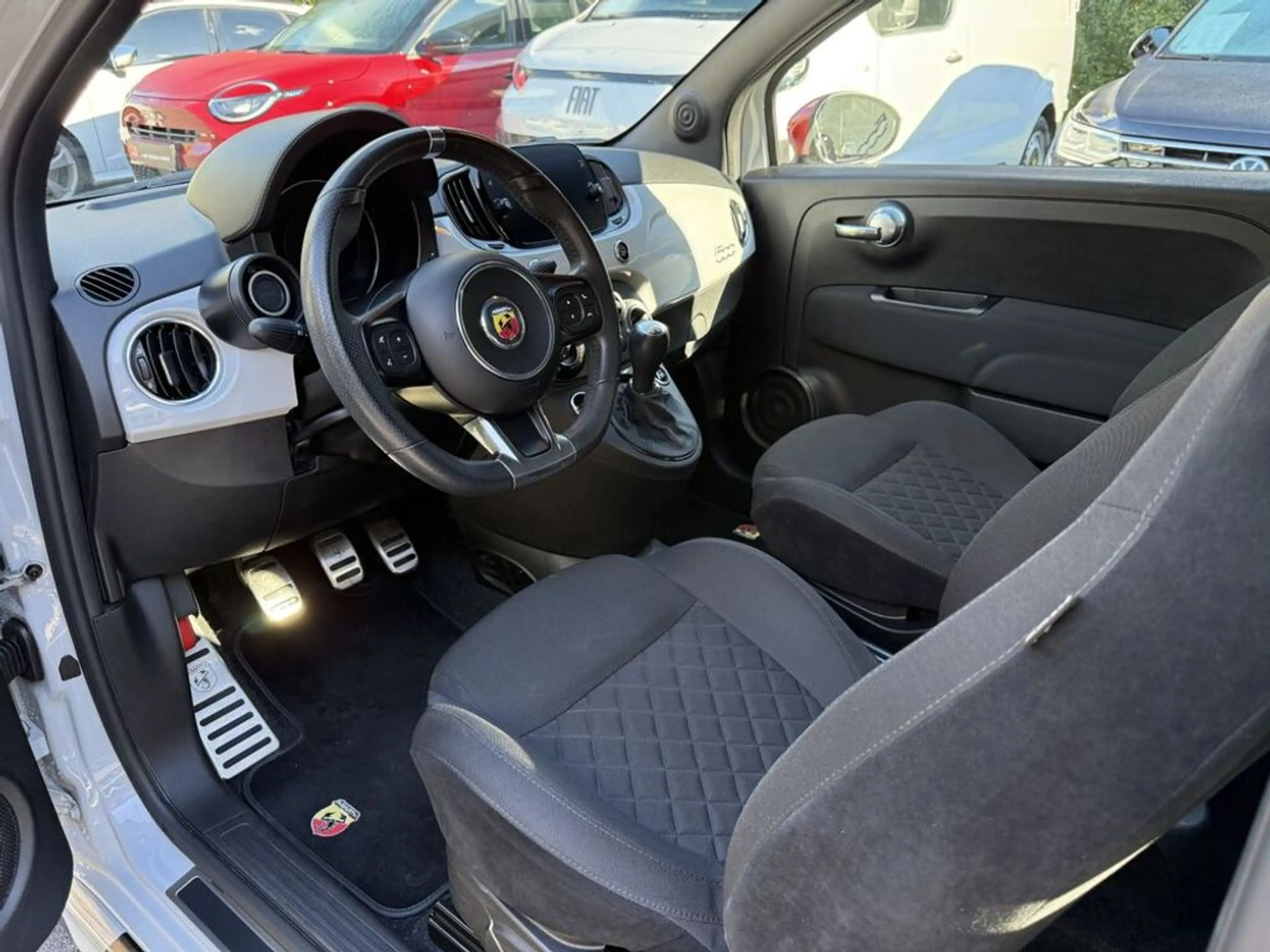 Abarth 500 595C Top Zustand wenig KM!! — photo 12