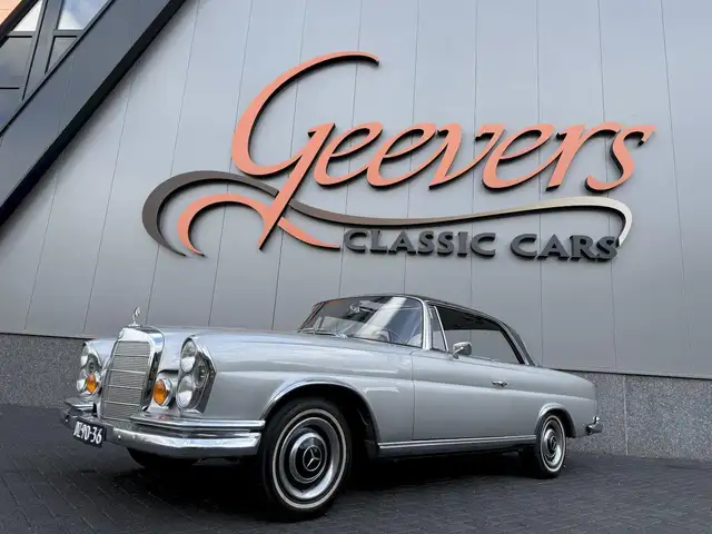Mercedes-Benz 250 250SE handgeschakeld schuifdak Coupe
