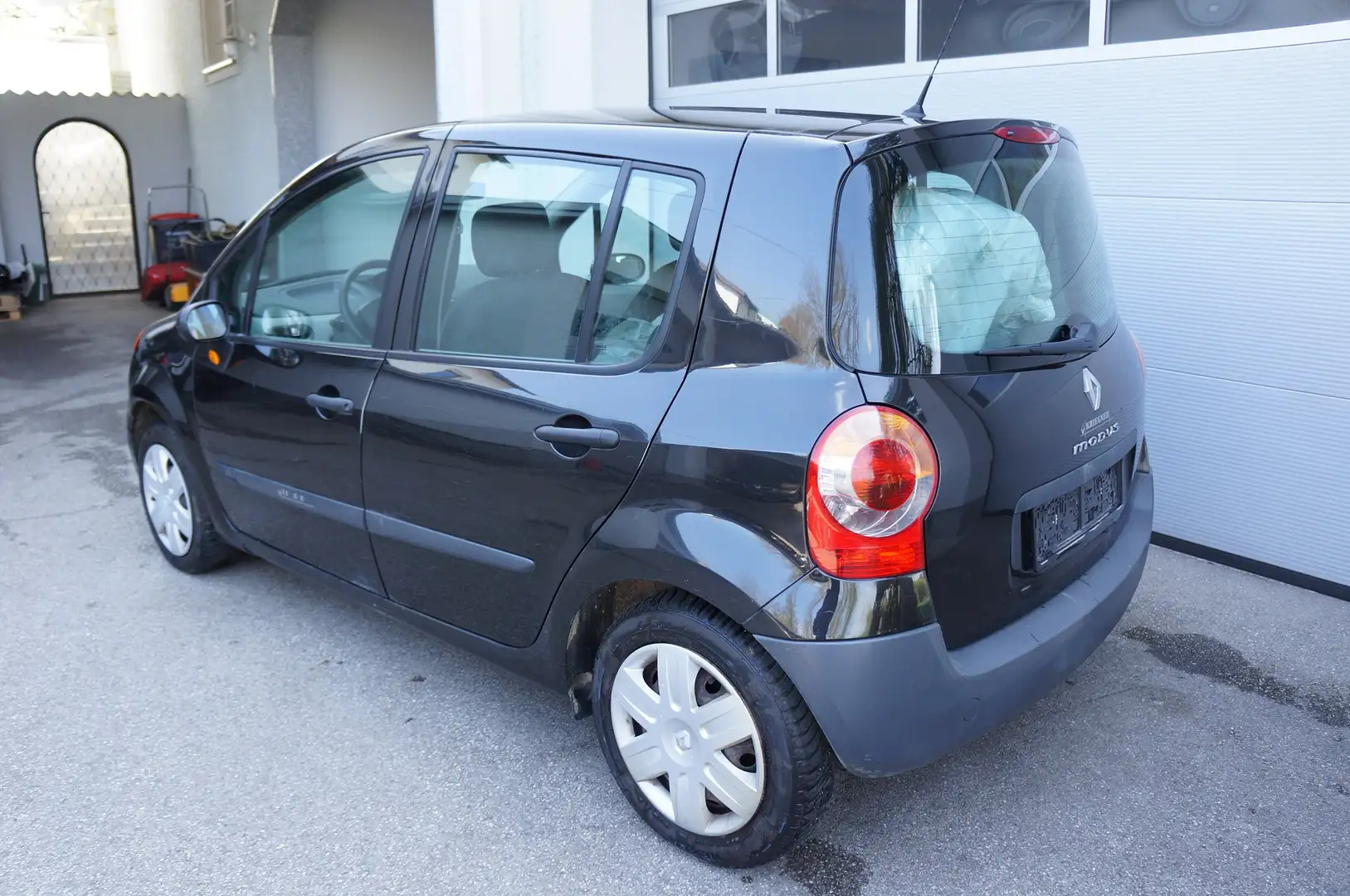 Renault Modus 1.5 dCi Authentique Schwarz - 2