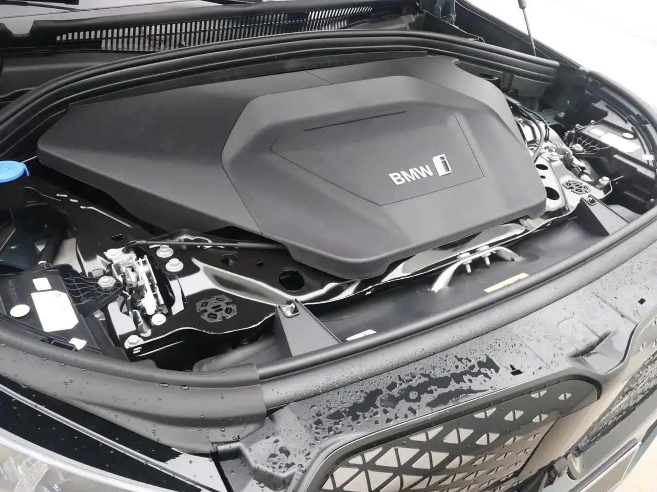 BMW iX1 2026