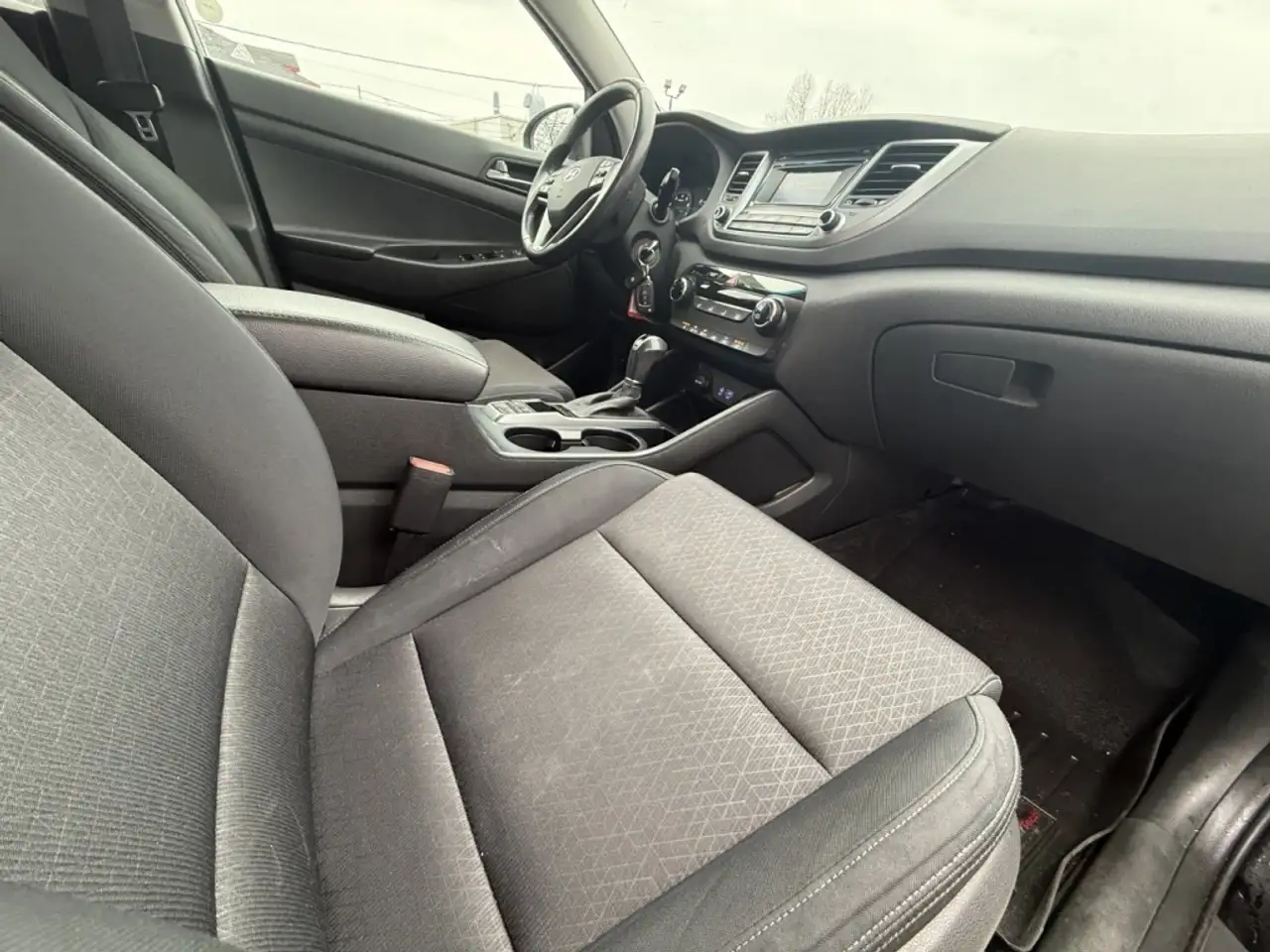 Hyundai TUCSON снимка Hyundai TUCSON