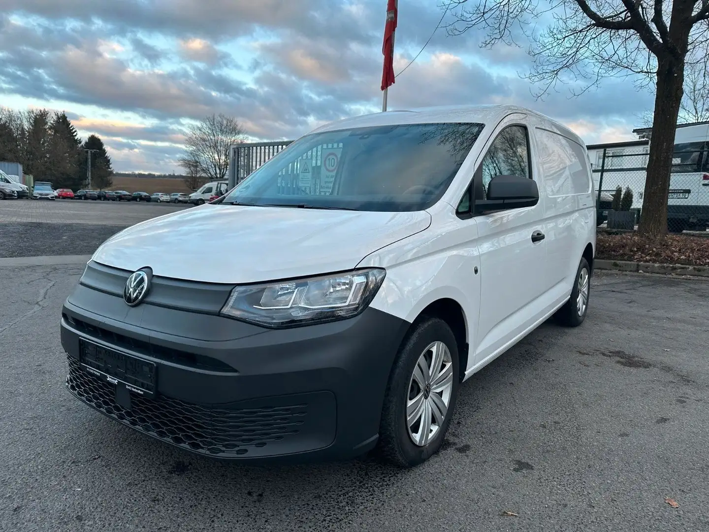 Volkswagen Caddy Cargo Basis Maxi*TüvNEU*NEUWAGENZUSTAND* Blanco - 2