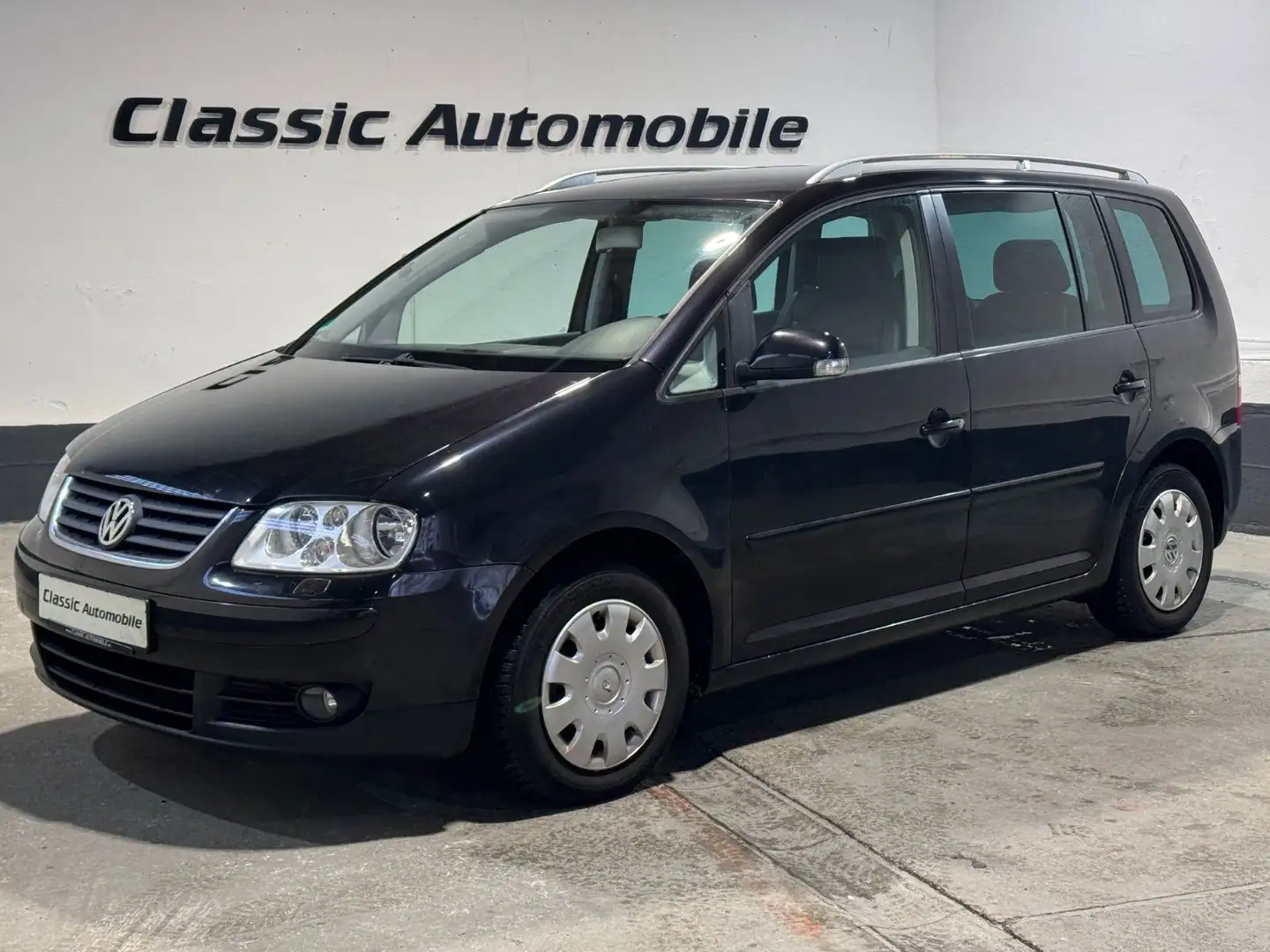 Volkswagen Touran Highline *Vollleder*Sitzheizung*Parkhilfe Schwarz - 1