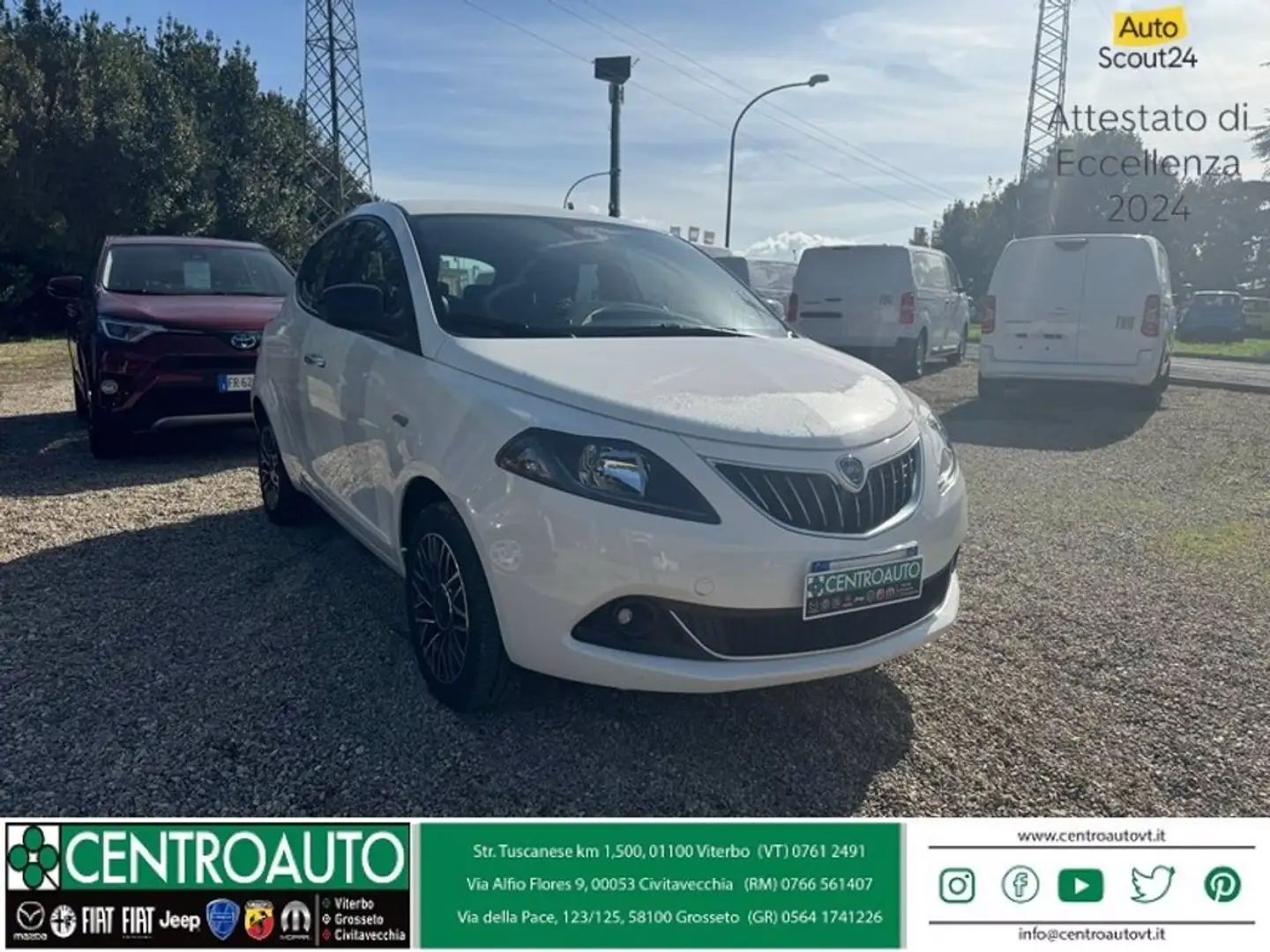 Lancia Ypsilon 1.0 firefly hybrid Platino s&s 70cv Weiß - 1