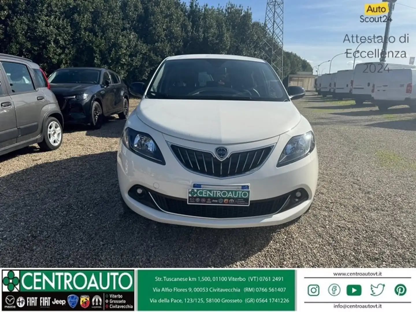 Lancia Ypsilon 1.0 firefly hybrid Platino s&s 70cv Weiß - 2
