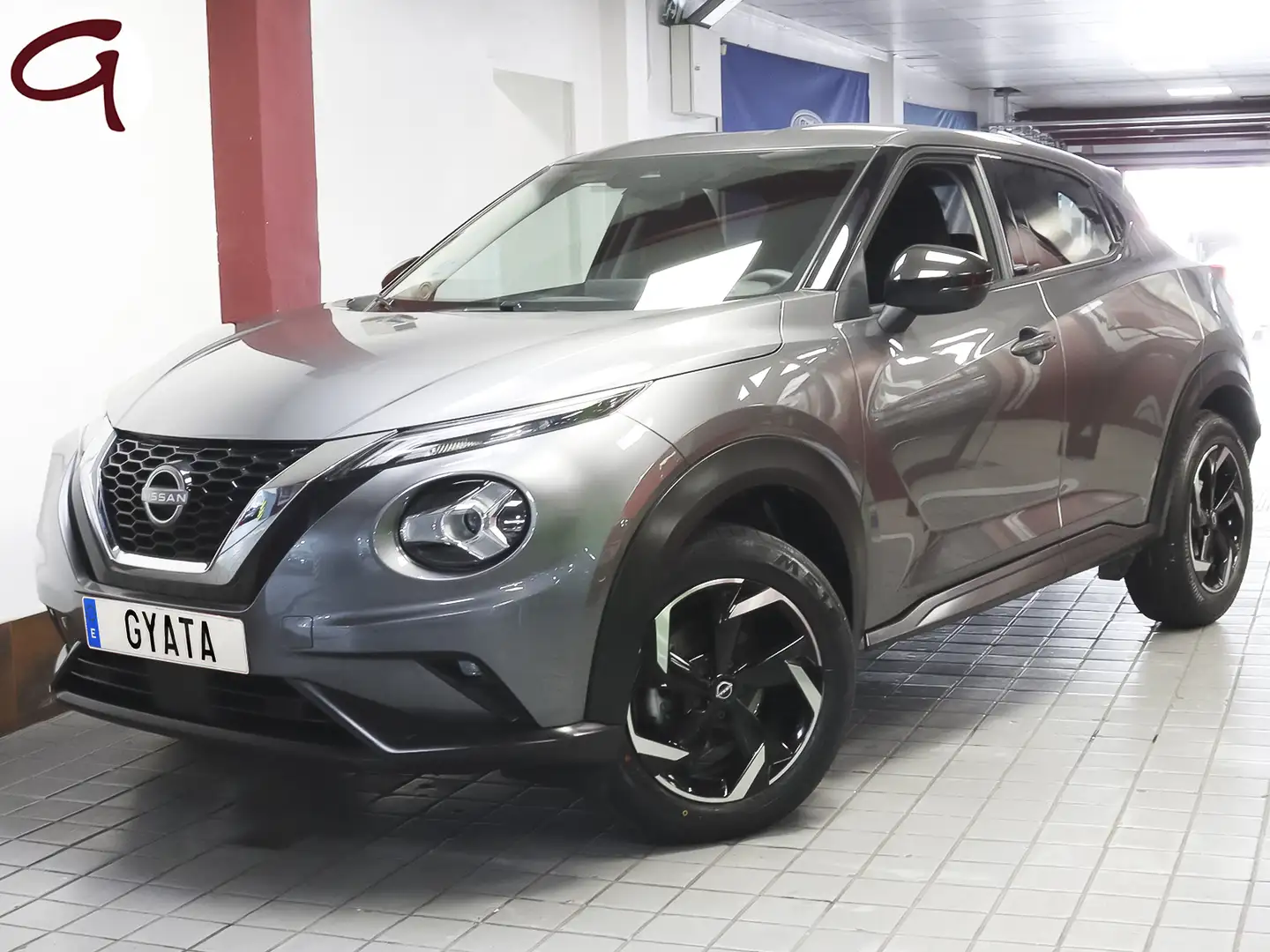 Nissan Juke 1.0 DIG-T Acenta 4x2 114 Gris - 2