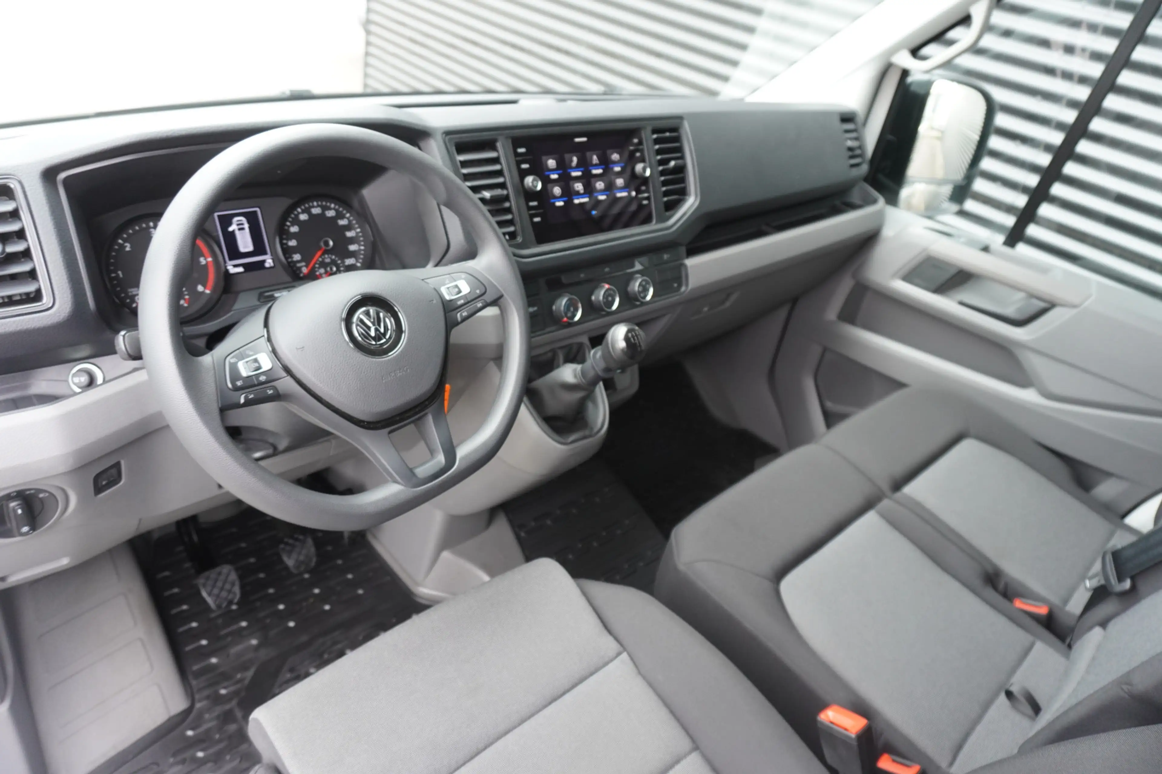 Volkswagen Crafter 180pk L4H3/L3H2 Apple Carplay Camera Navigatie Cru — photo 2