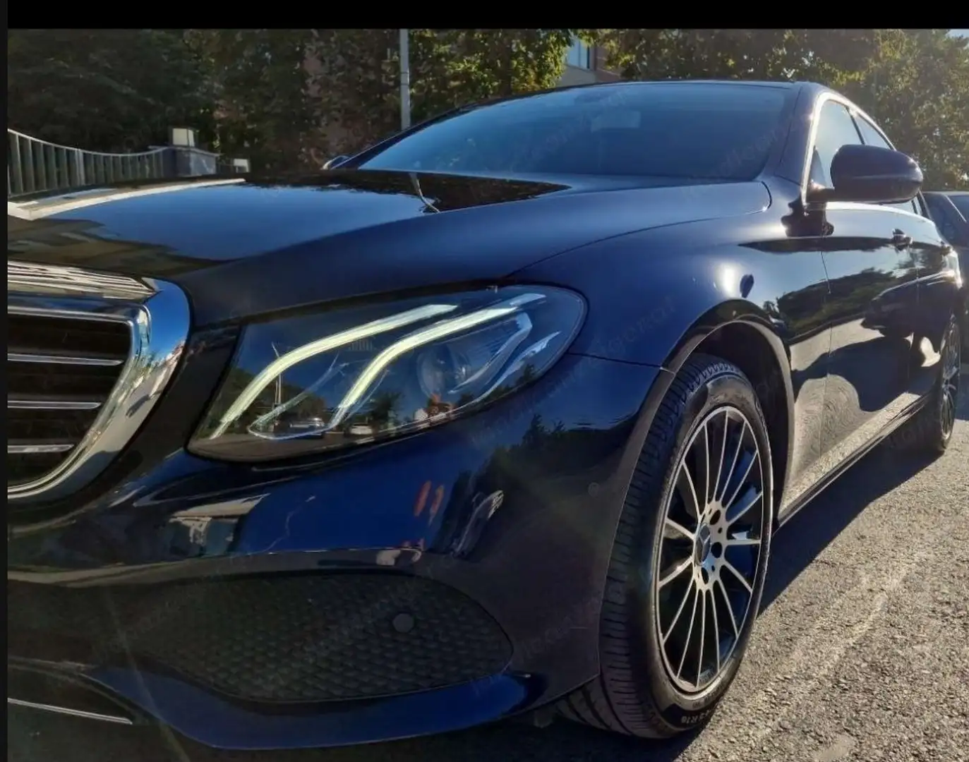 Mercedes-Benz E 350 d Aut. Blau - 2