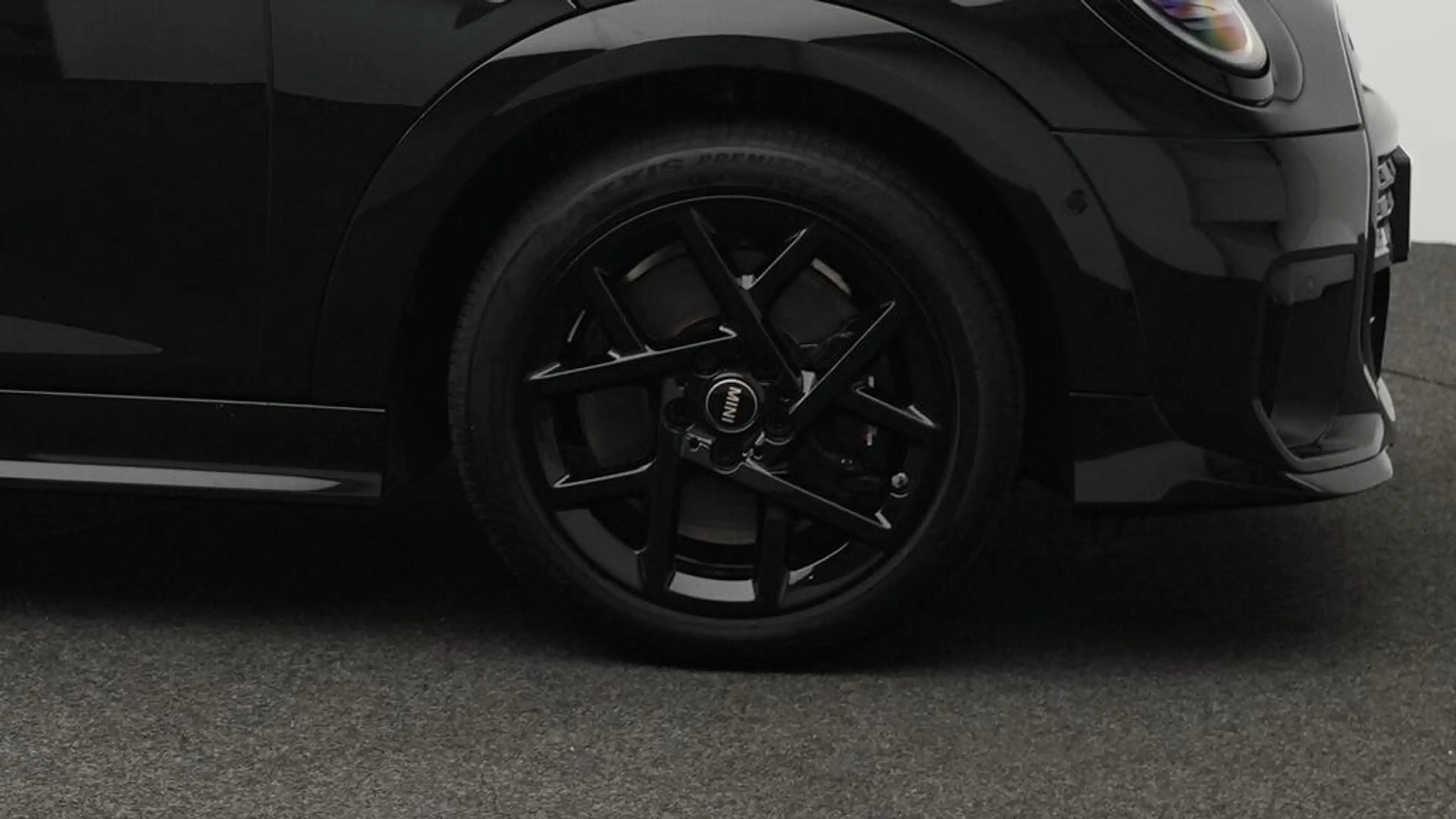 MINI Cooper C Cabrio John Cooper Works Trim — photo 11