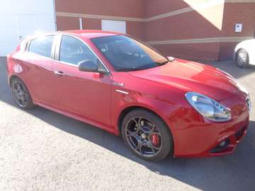 Giulietta 1.6 JTDm QV LINE NAVI/CUIR-ALCANT/JA 18/GARANTIE 1AN