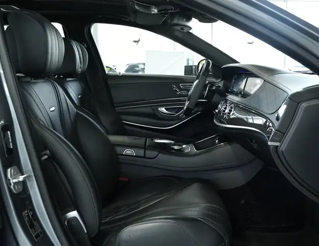 Mercedes-Benz Unknown Model view 7