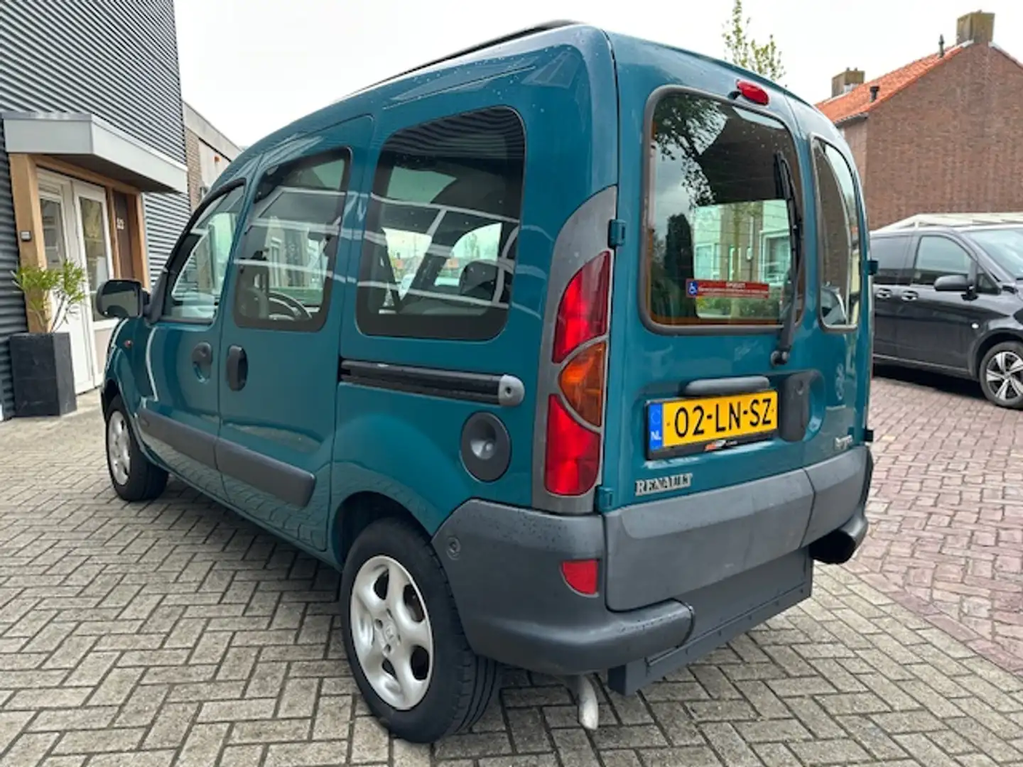 Renault Kangoo 1.2-16V Expression Airco & nieuw apk ROLSTOEL AUTO Groen - 2