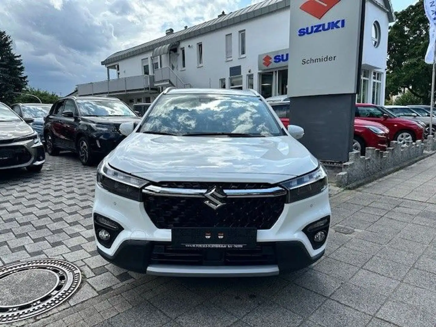 Suzuki S-Cross 1.4 BOOSTERJET Comfort/LED/AHK/Klima Wit - 2