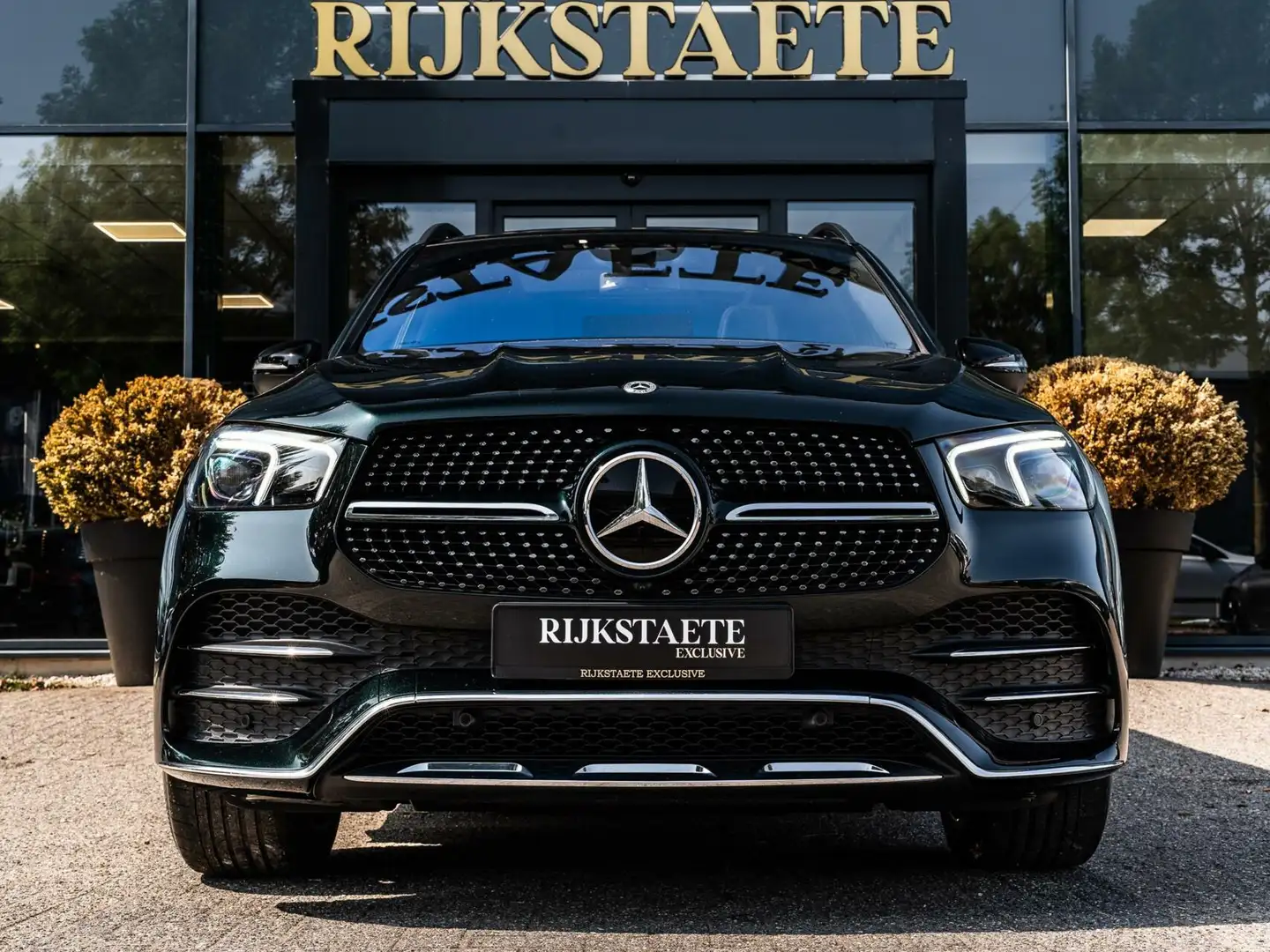 Mercedes-Benz GLE 350 e 4MATIC AMG|PANO|MASSAGE|TREKHAAK Groen - 2
