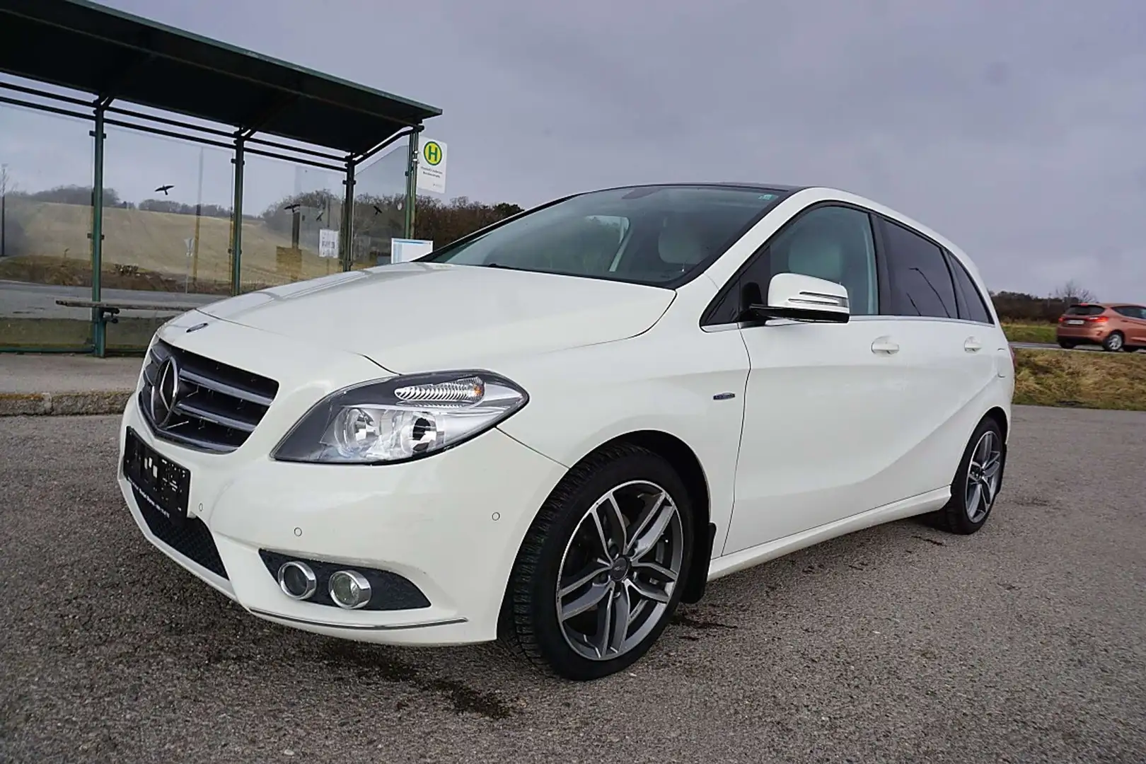 Mercedes-Benz B 180 CDI BlueEfficiency DPF Weiß - 2