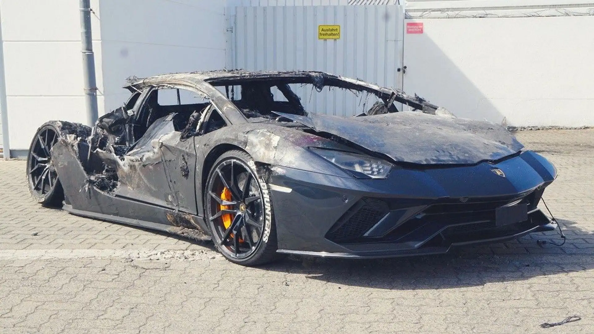 Lamborghini Aventador 740 S Schwarz - 1