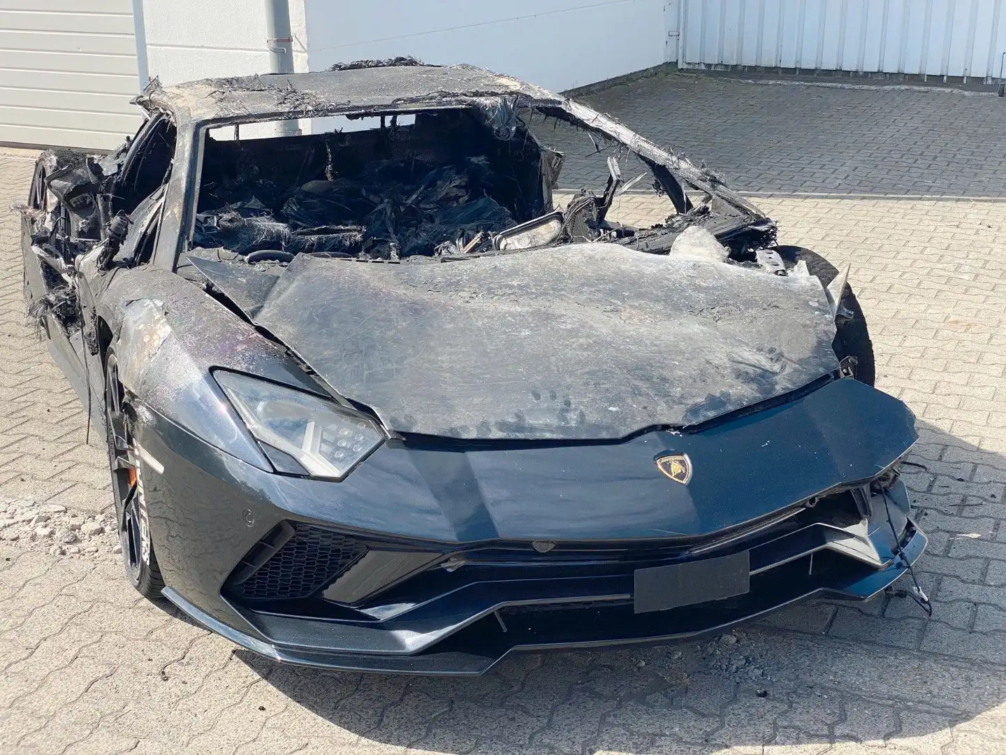 Lamborghini Aventador 740 S Schwarz - 2