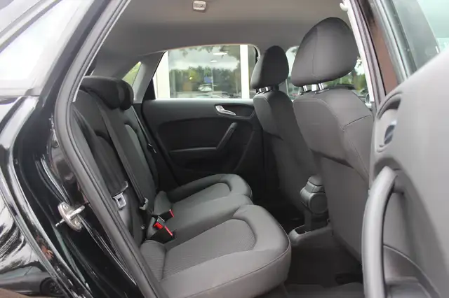 Audi A1 view 11