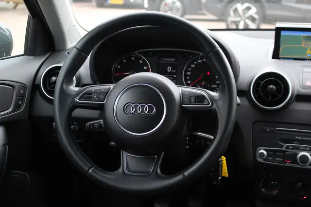 Audi A1 view 16