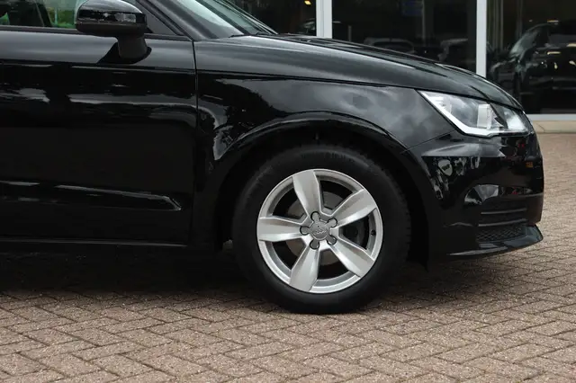Audi A1 view 13