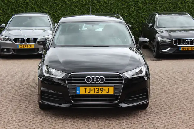 Audi A1 view 8