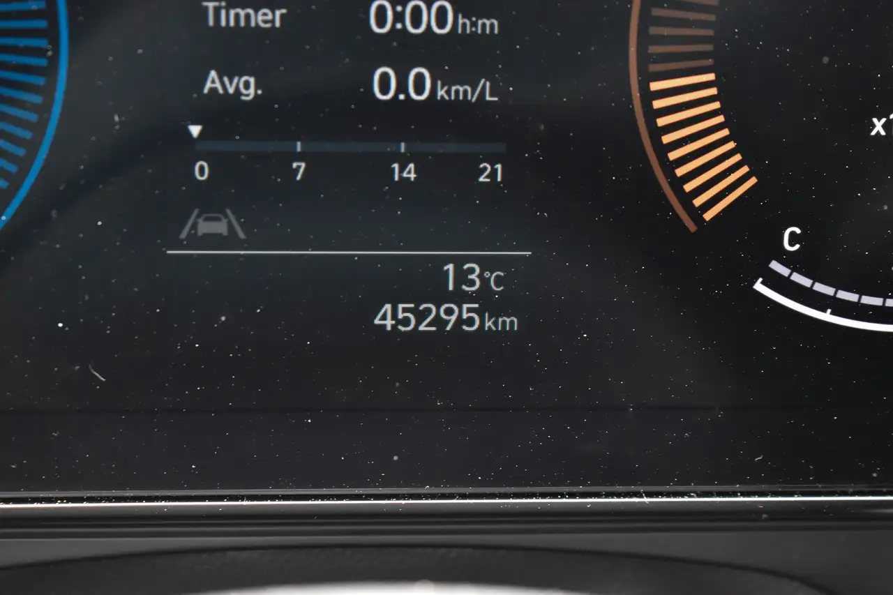 Hyundai KONA снимка Hyundai KONA
