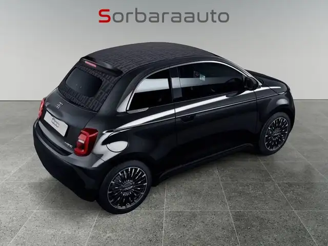 Fiat 500C Hybrid La Prima