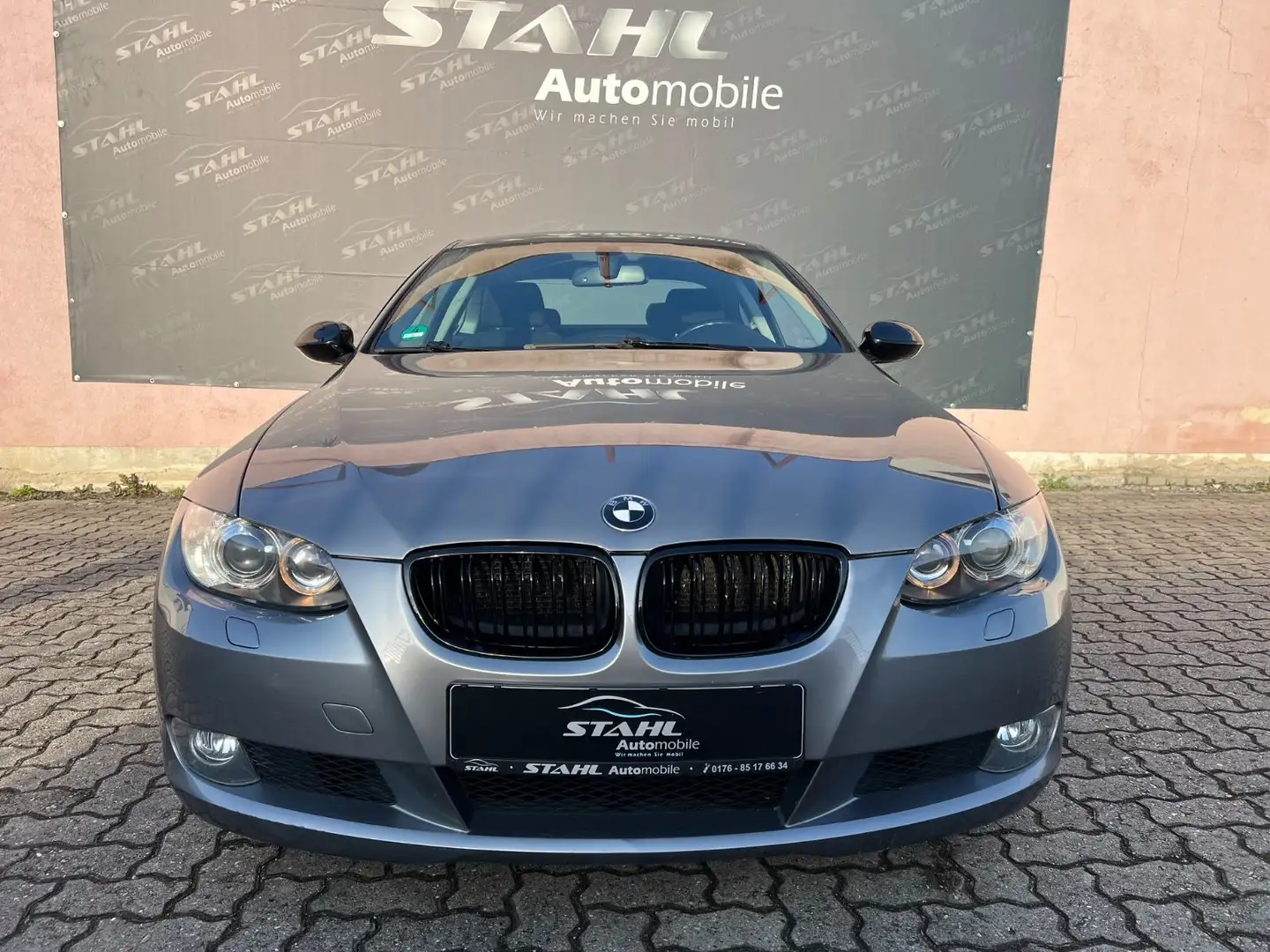 BMW 325 i Coupé*Automatik*PDC*Navi*Xenon*Ambiente*Top Grau - 2