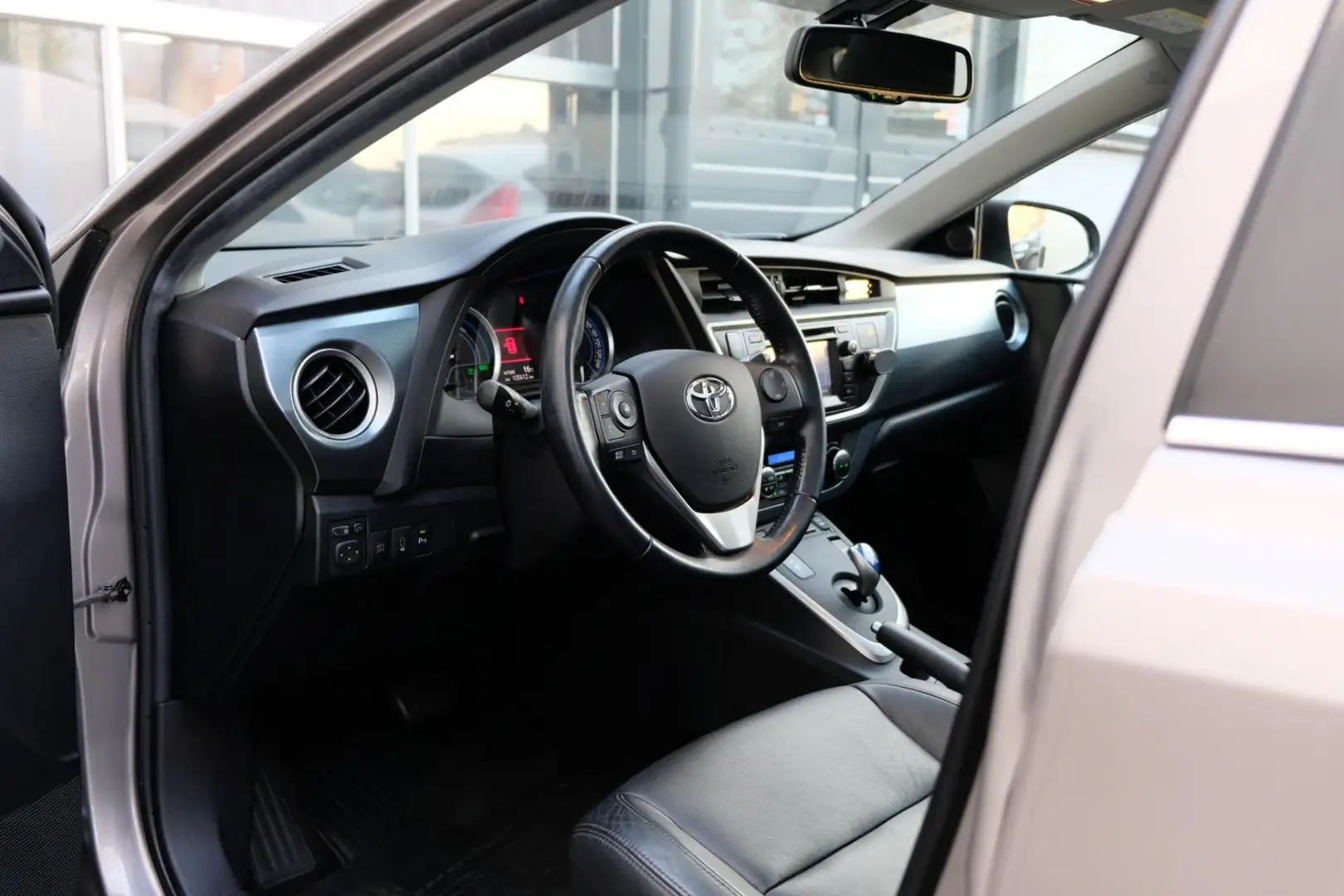 Toyota Auris 1.8 Hybrid Lease+ |Panoramadak+Trekhaak| UNIEK 105 Braun - 2