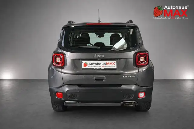 Jeep Renegade view 5