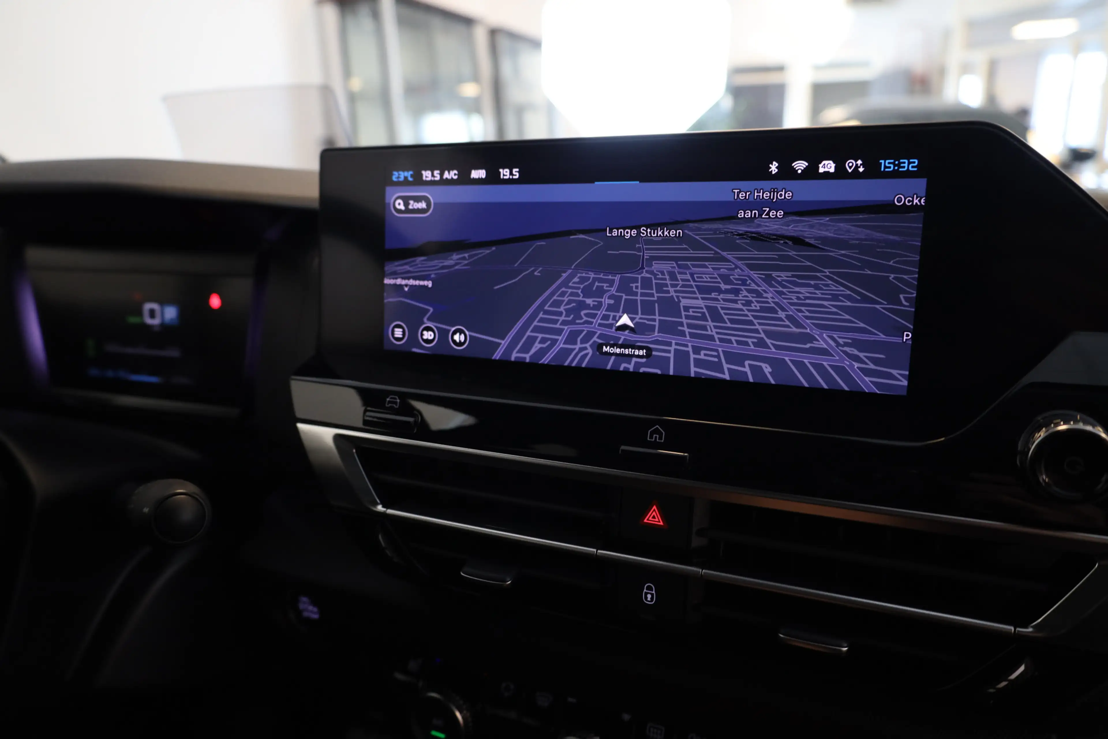 Citroen E-C4 Electric Shine 50 kWh Leer | Stoelverwarming | Camera etc — photo 10