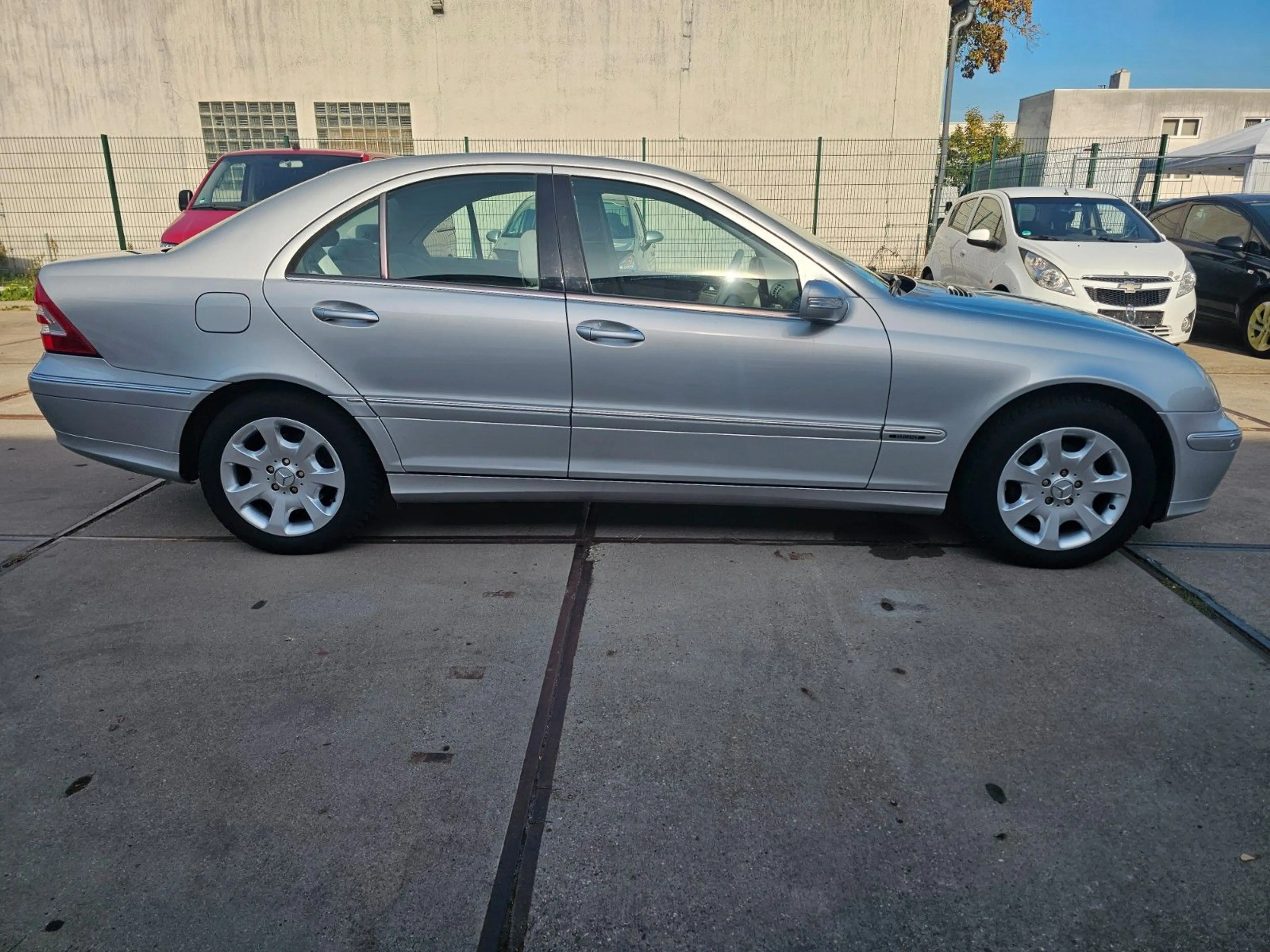 Mercedes-Benz C 200 Kompressor, Elegance, Steuerkette neu — photo 4