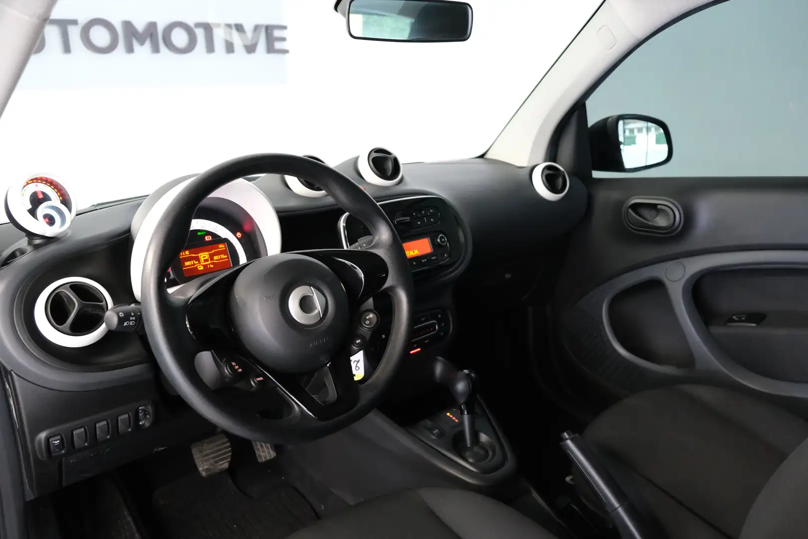smart forTwo EQ PURE DEEP BLACK | TUA A SOLI € 152 AL MESE Nero - 2