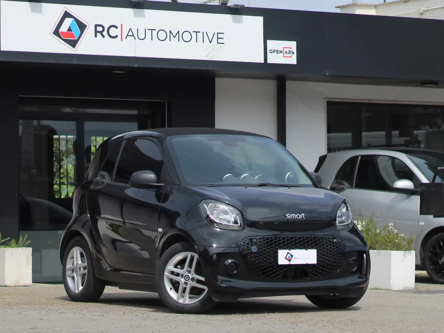 smart forTwo EQ PURE DEEP BLACK | TUA A SOLI € 152 AL MESE Nero - 1