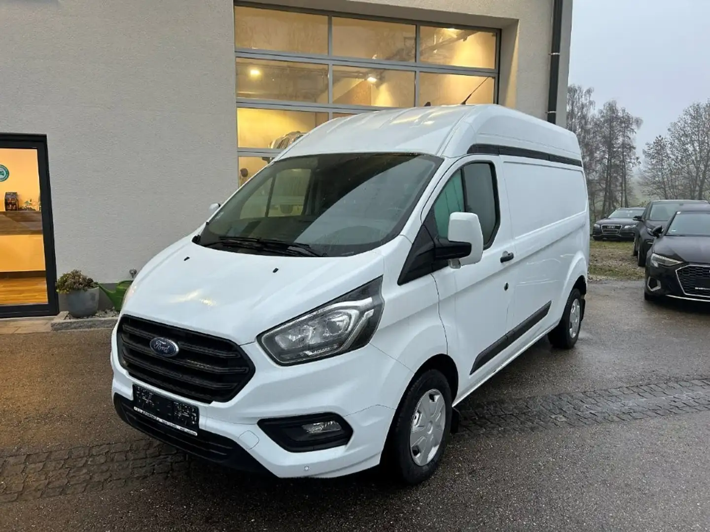 Ford Transit Custom Kasten 2,0 TDCi L2H2*KAMERA*AHV*PDC*............. Weiß - 1