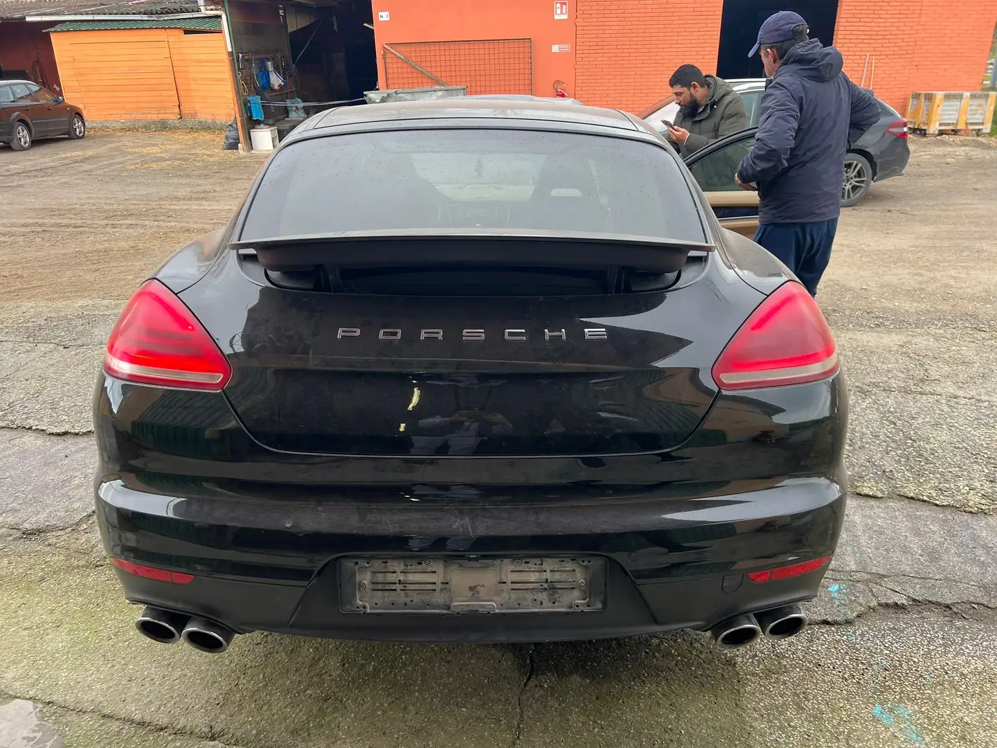 Porsche Panamera 3.0 300cv incidentata Nero - 2