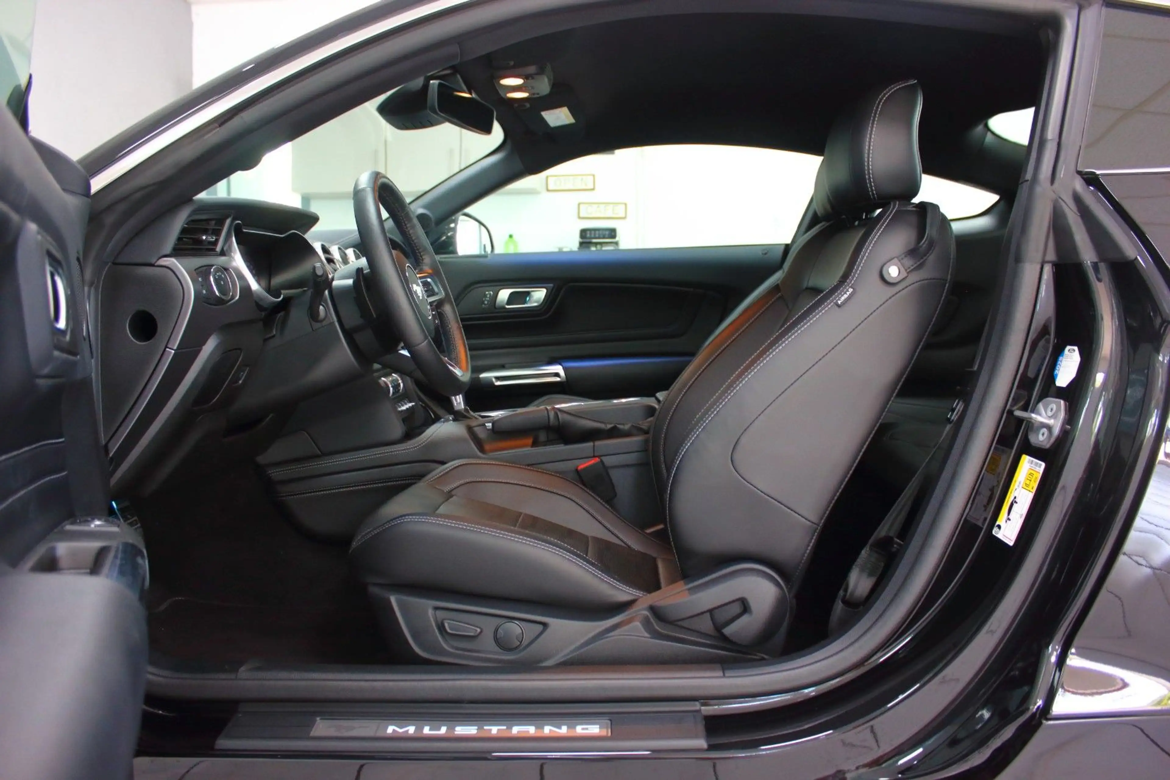 Ford Mustang 5.0 V8 GT 10G~UNFALLFREI+DEUTSCH+M-RIDE~ — photo 12