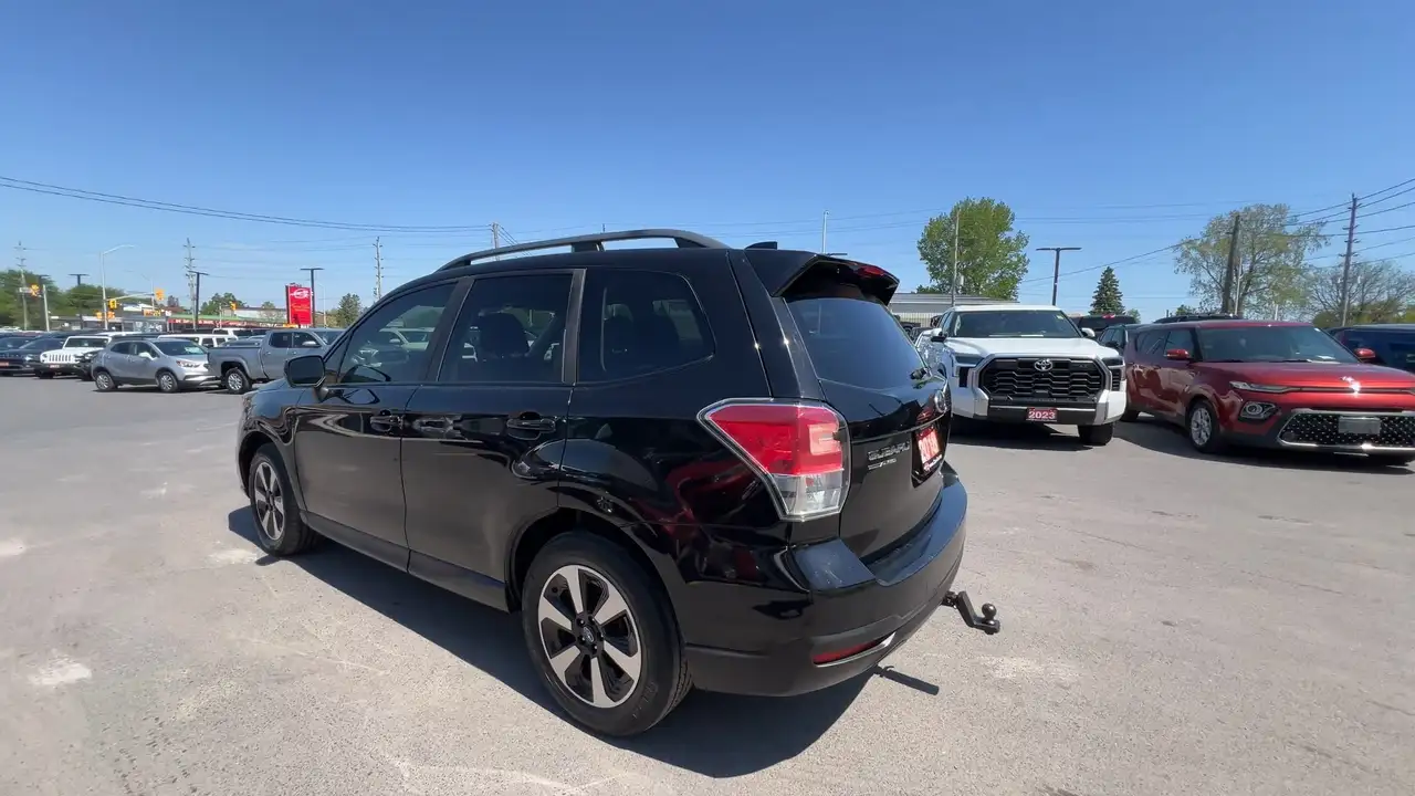 Subaru Forester снимка Subaru Forester